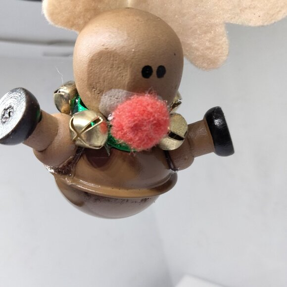 Reindeer Jingle Bell Christmas Ornament handmade Heart - Picture 6 of 9